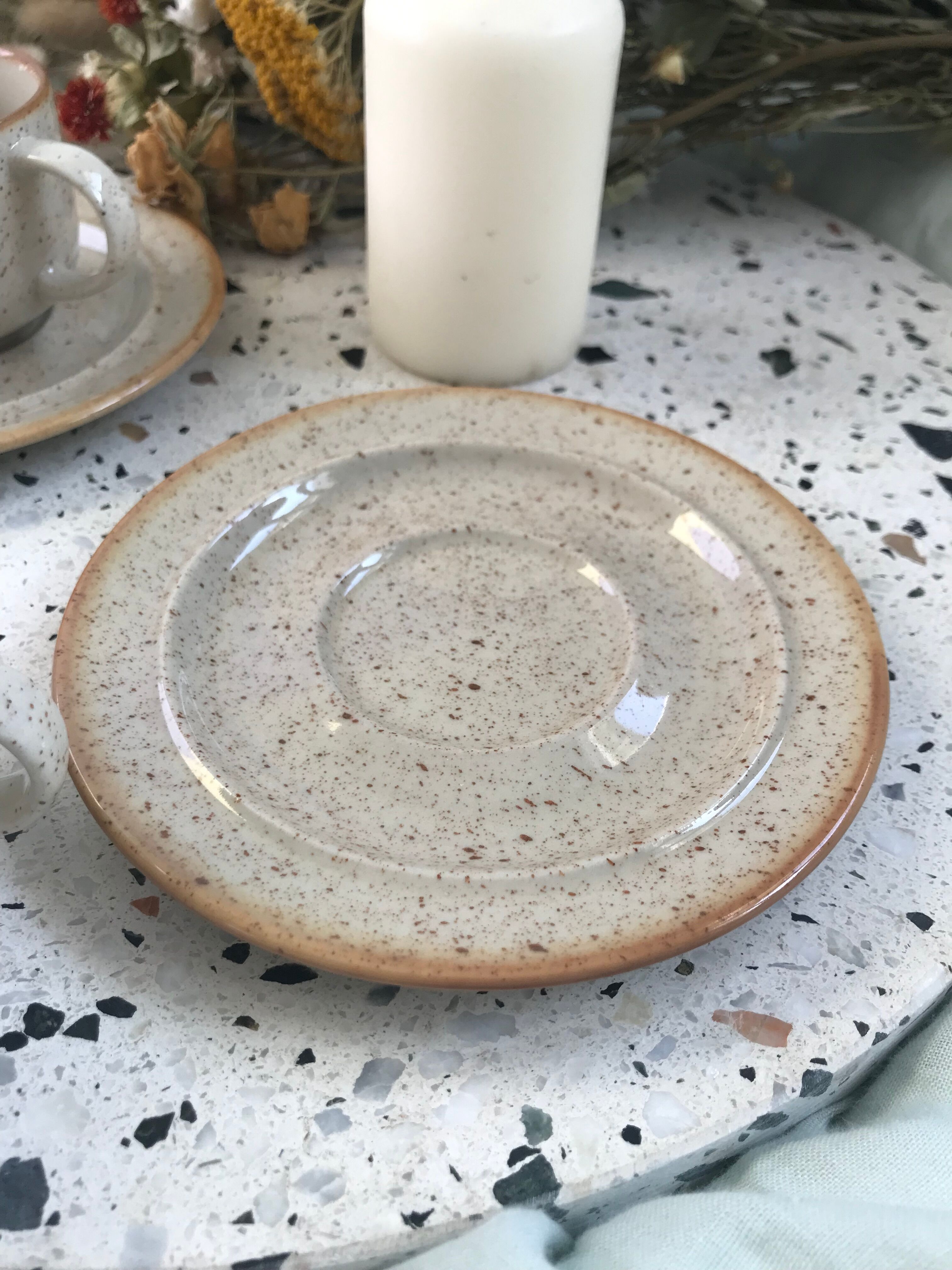 2 cups - saucers