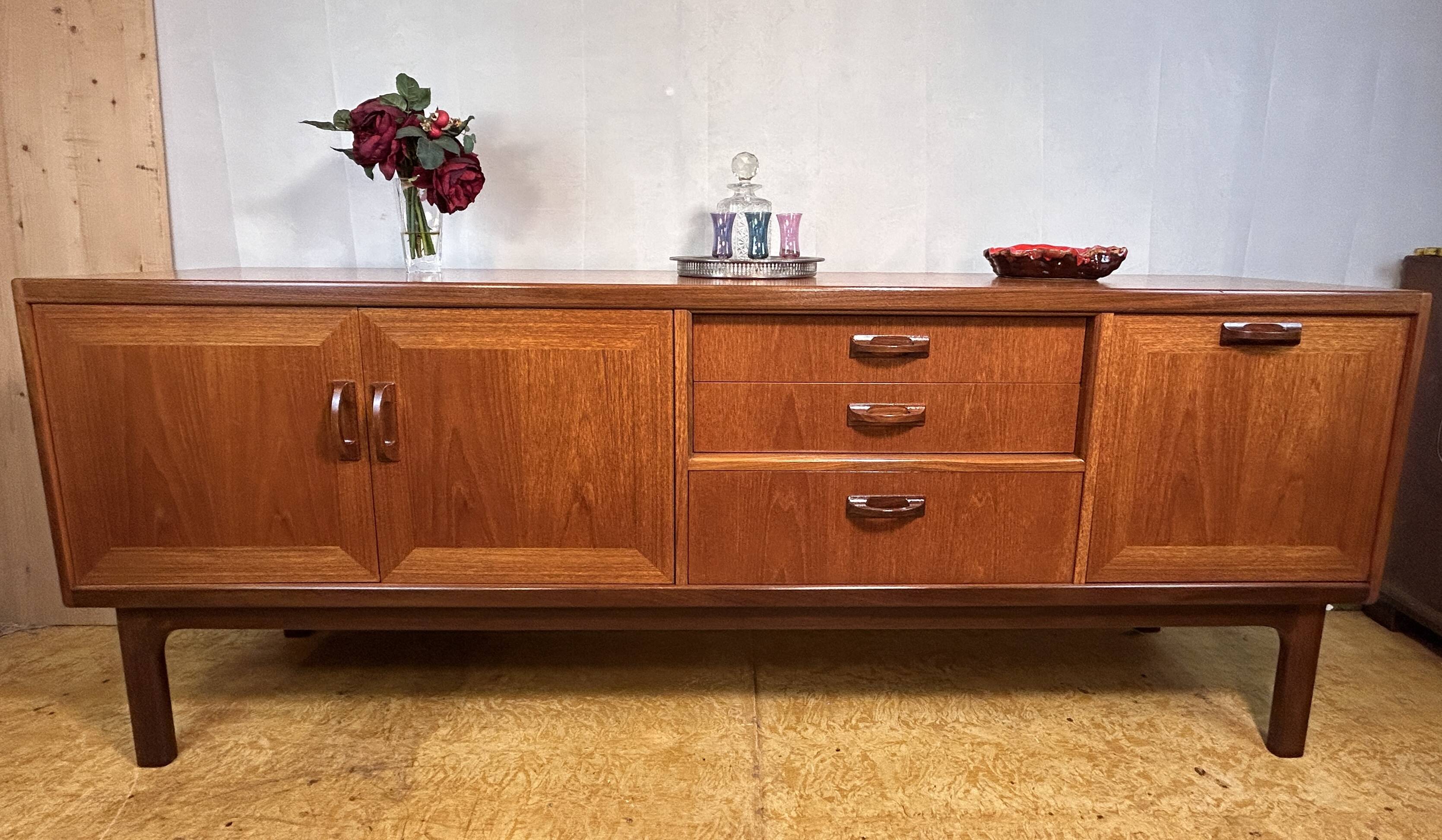 Buffet rétro vintage en teck et afromosia du milieu du siècle par G Plan Sierra Range