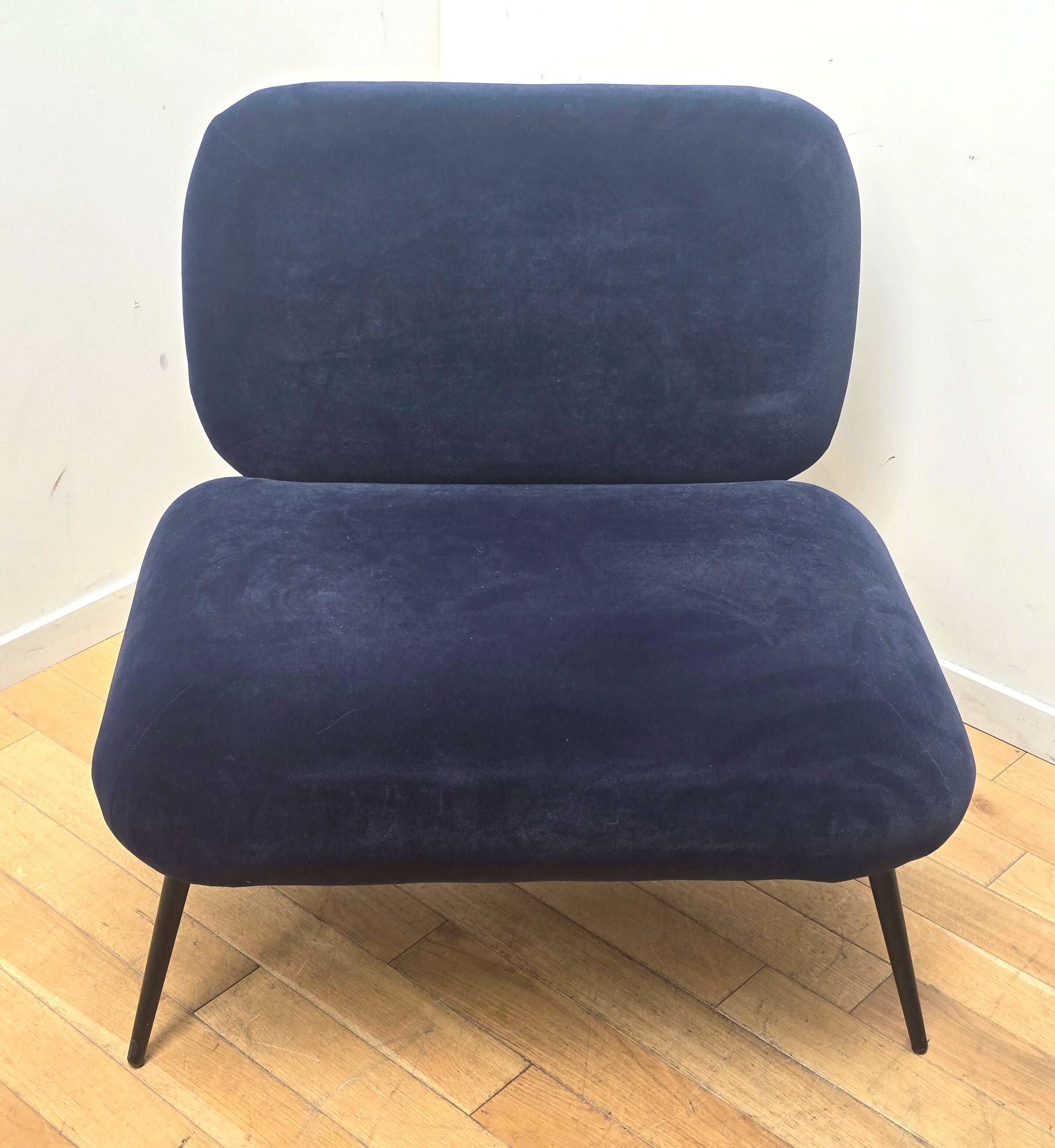 Designer lounge chair