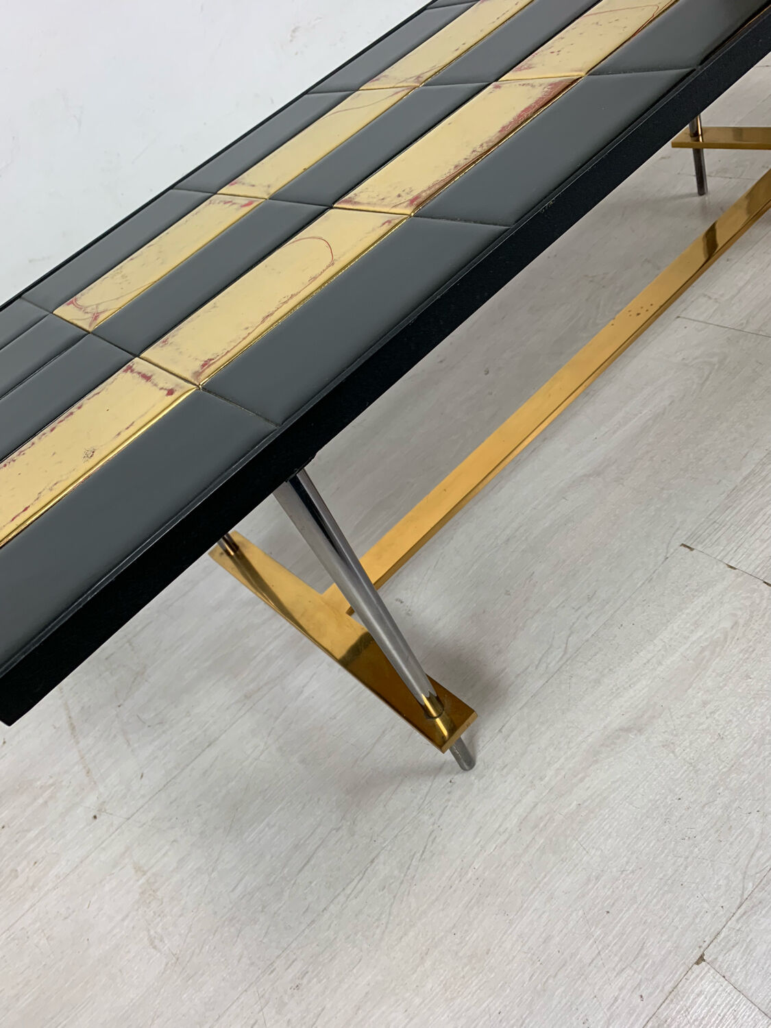 Ceramic coffee table