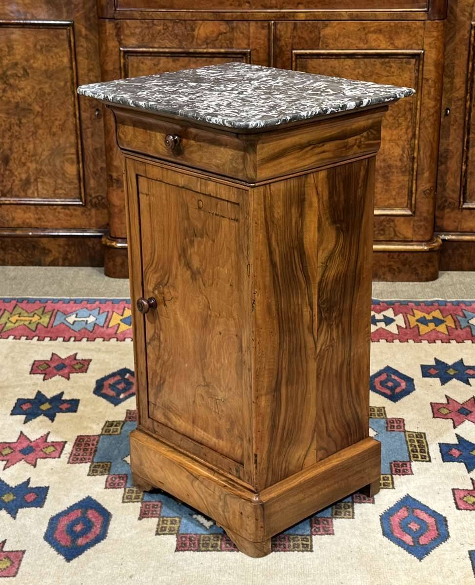 19th-century bedside table in walnut, oak, and marble top.