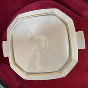 Art Deco style porcelain soup tureen