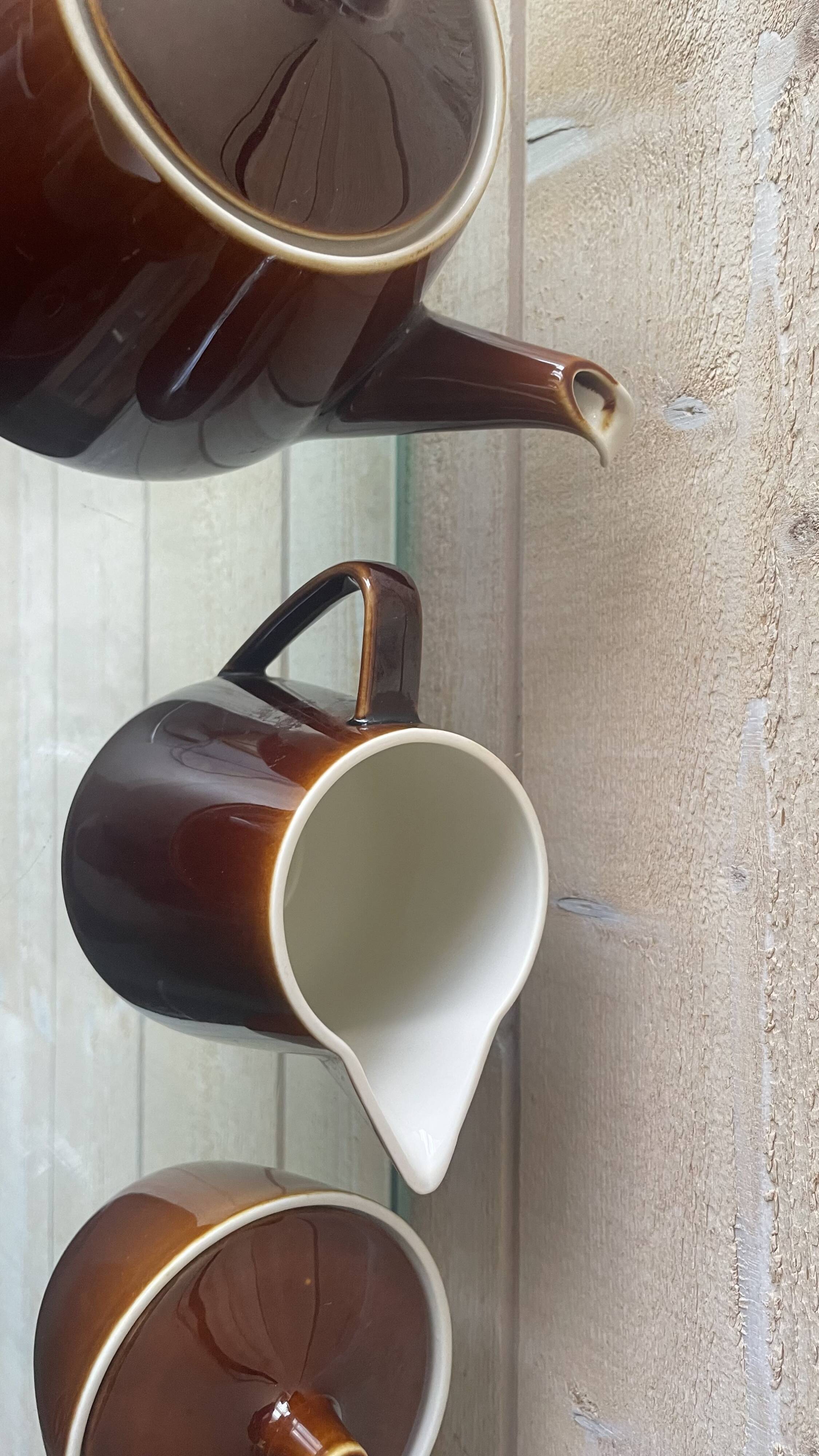 Villeroy and Boch tea service