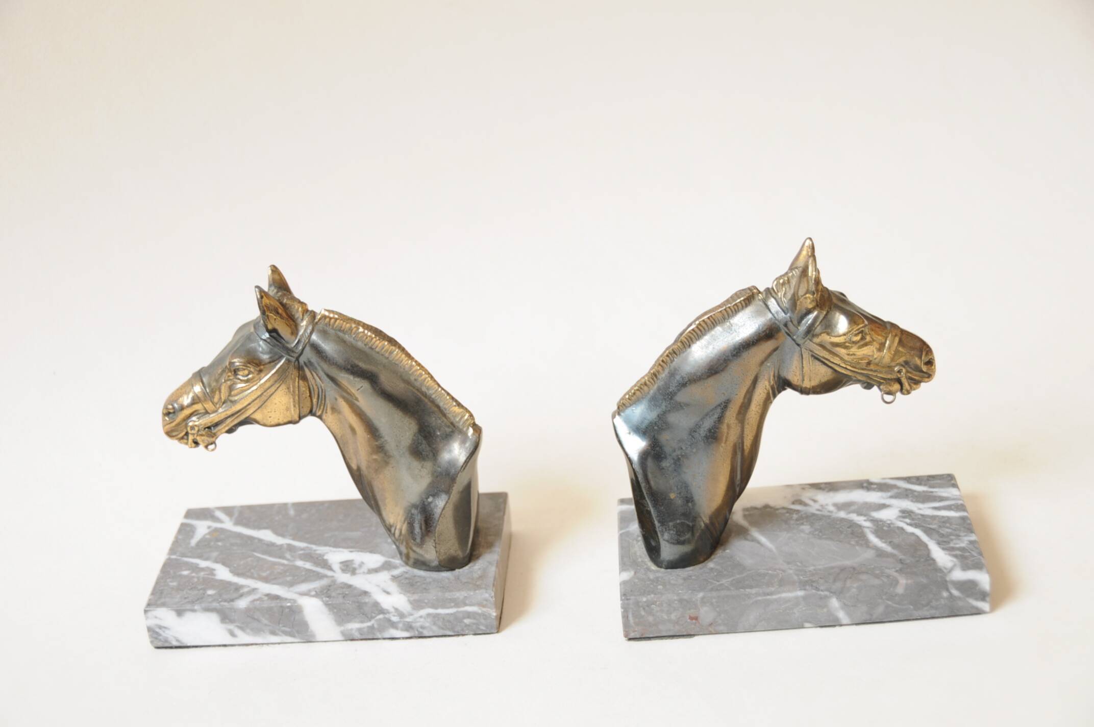 Art deco bookends (1920-1930) horse riding in marble and brass