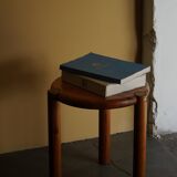 Modern Scandinavian tripod stool from the 20th century with a circular seat, 1970s.