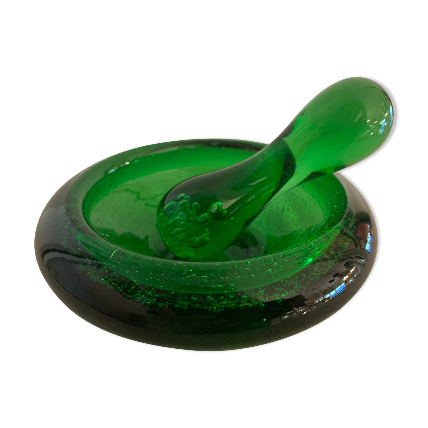 Cendrier Biot en verre vert avec pilon écrase cigares 1960