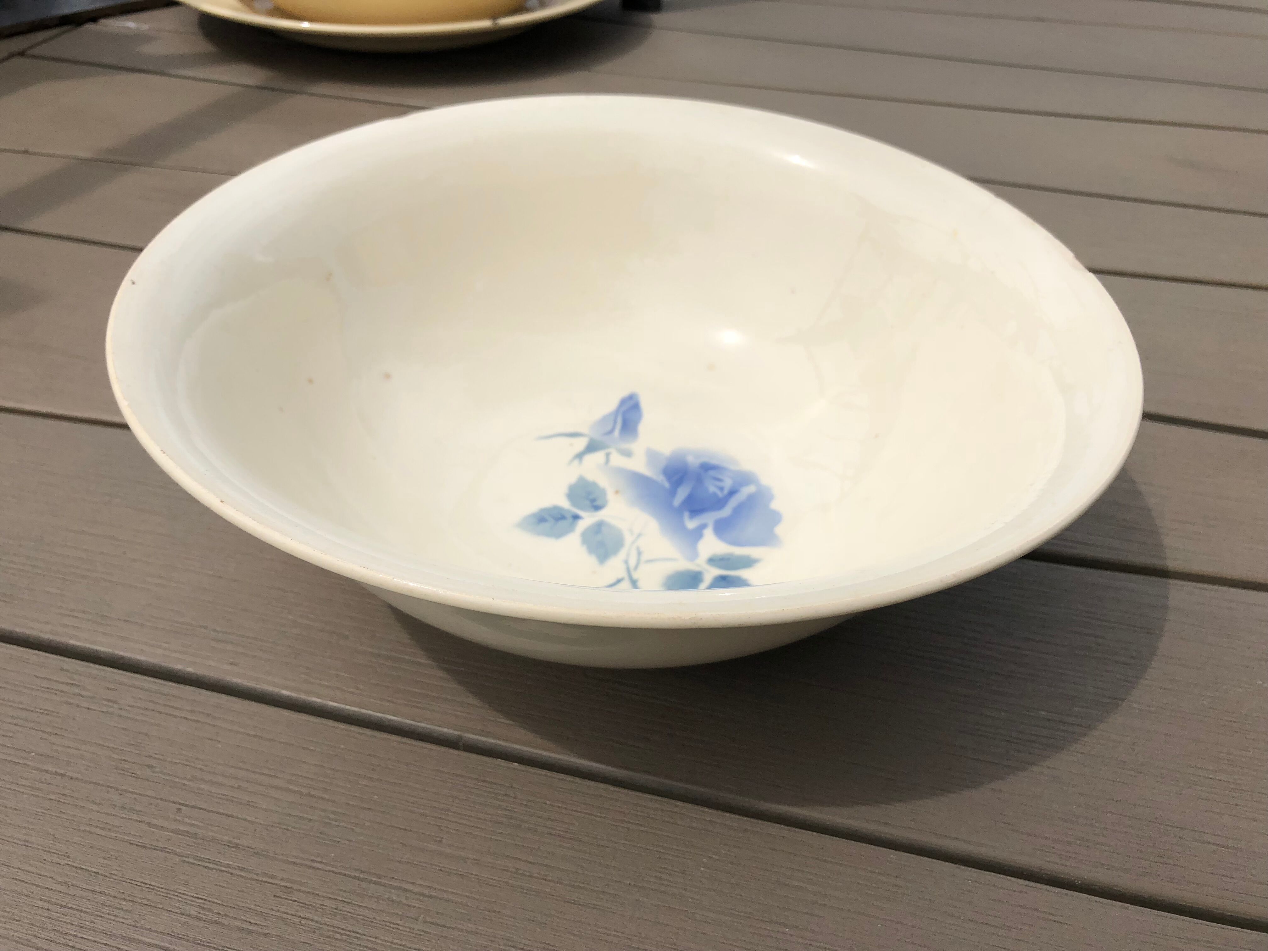 Service table 50 years cream digoin faience with blue rose decor