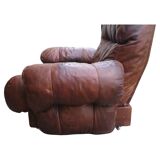 Vintage brown leather lounge chair