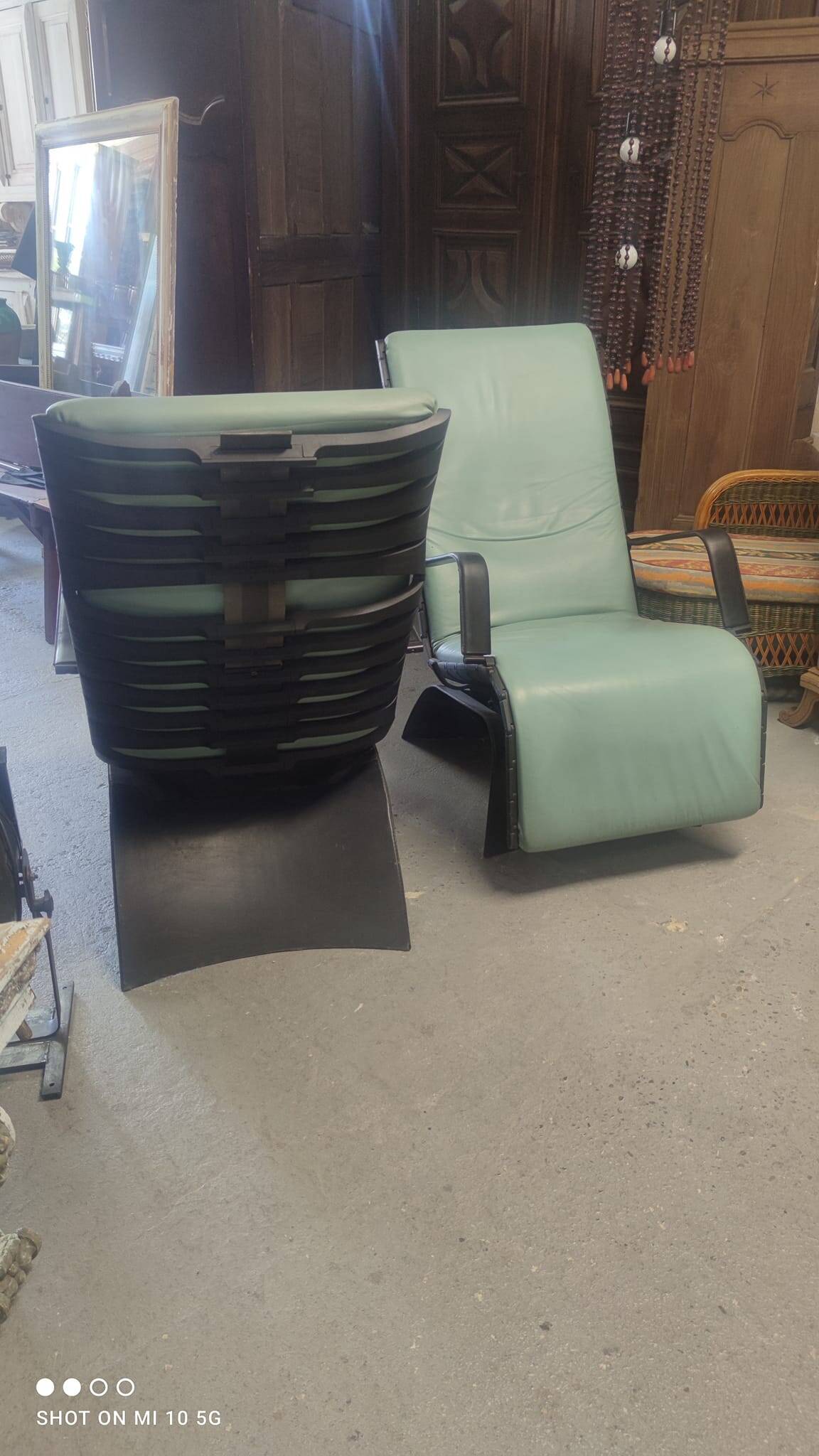 Pair of armchairs model antropovarius ferdinand porsche poltrona frau