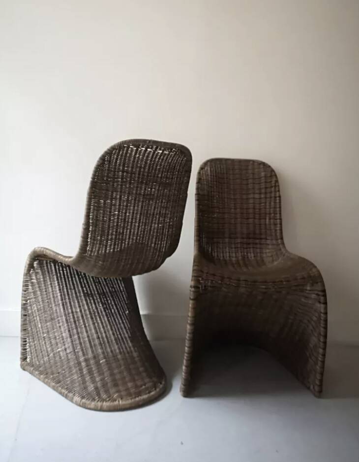 Set of 2 curved rattan chairs, design 1960 / 1970