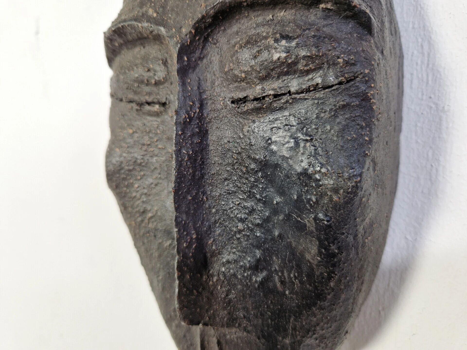 Grog clay wall mask | 20th century