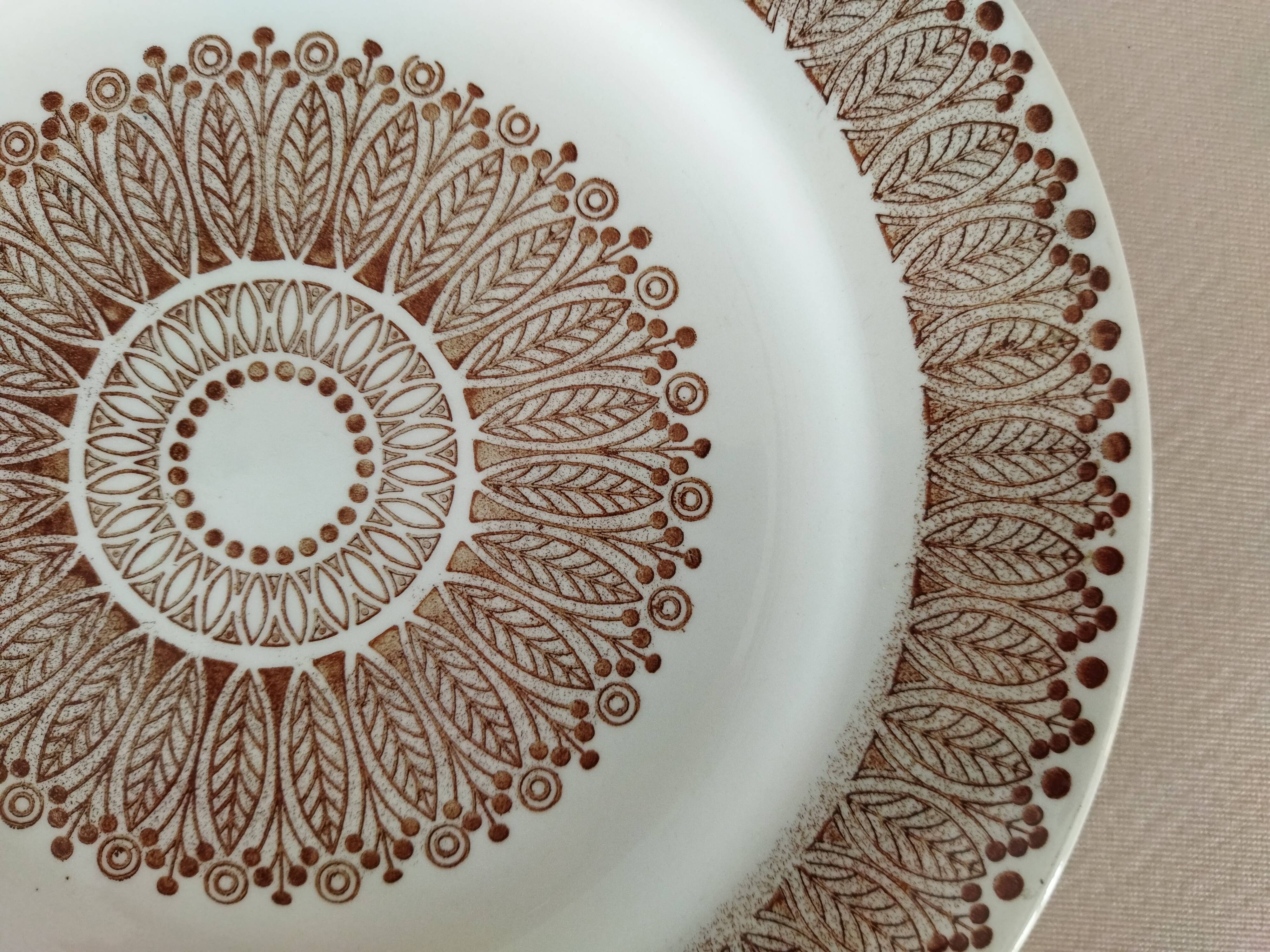 3 vintage flat plates Boch La Louvière