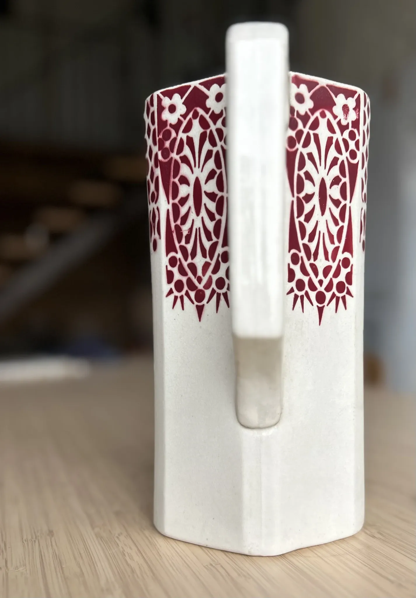 Octagonal Art Deco jug in Onnaing earthenware - Carmen model (1920-1930)