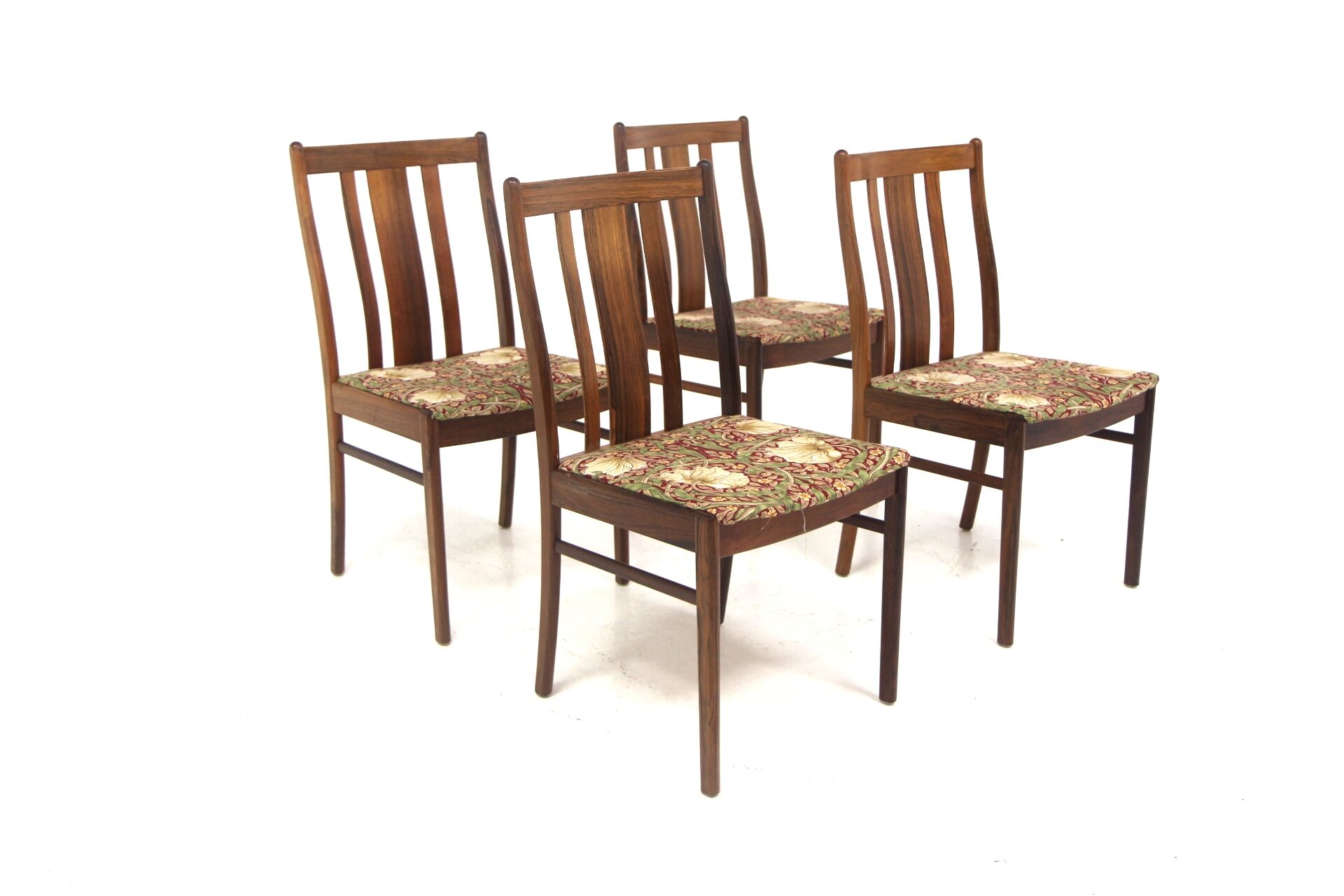 Set of 4 Scandinavian chairs in rosewood, Sweden, 1960.