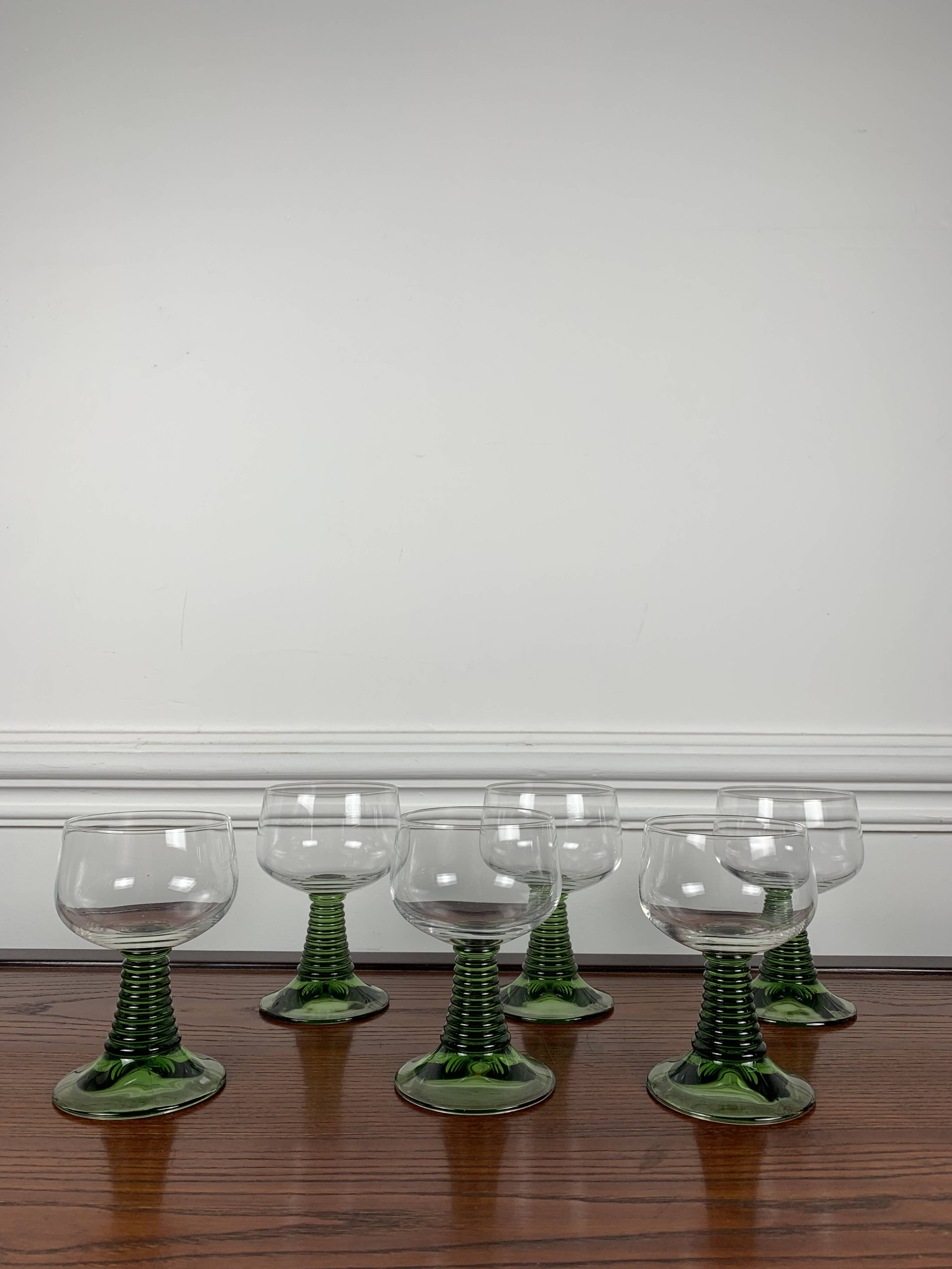 Set of 6 vintage green stemmed glasses - wine glass