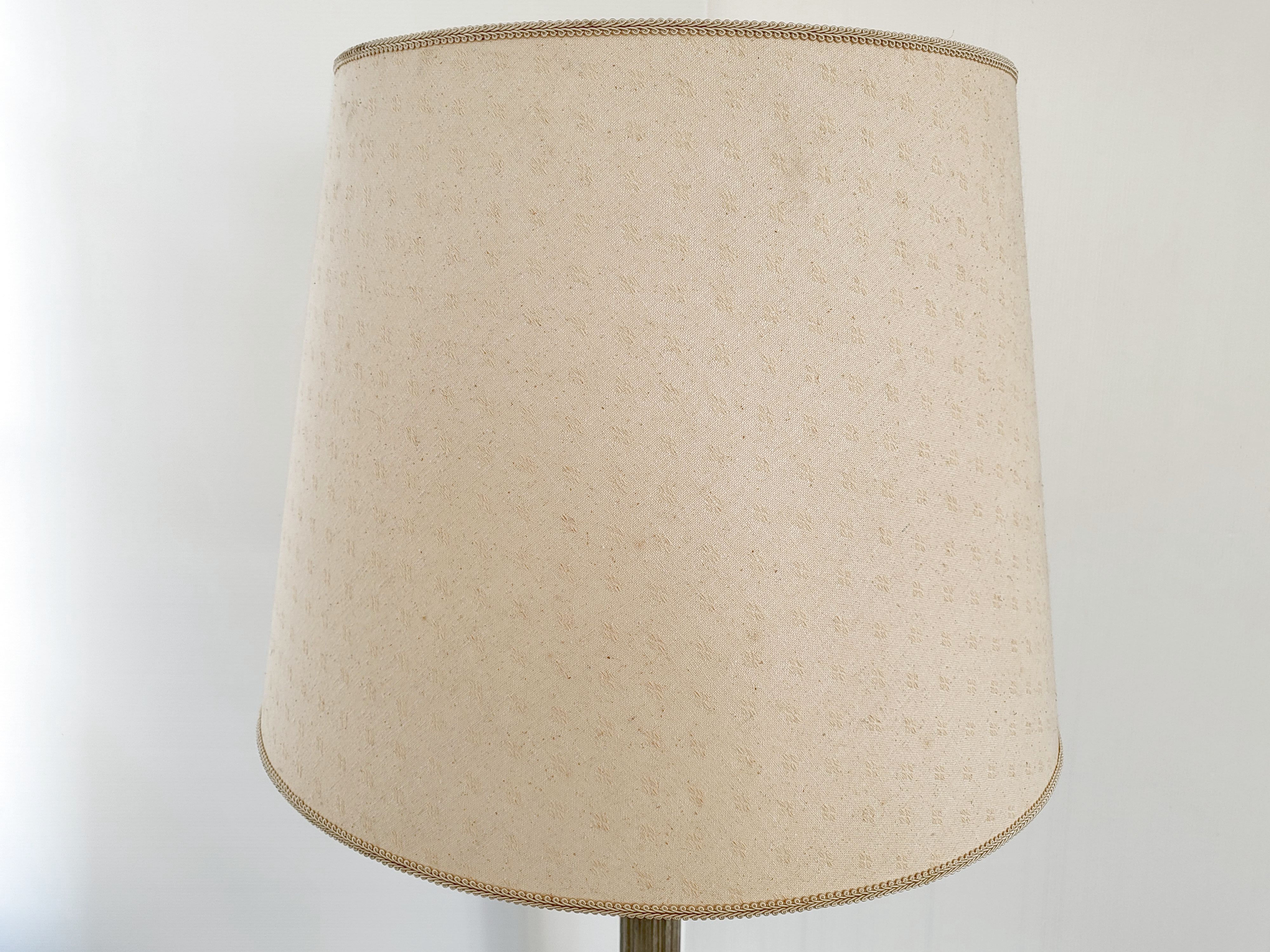 Vintage ion column lamp 1970