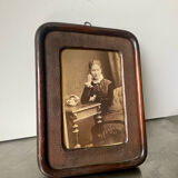Frame in carved wood