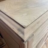 Buffet en hêtre massif sculpté – aérogommé, décapé, sablé