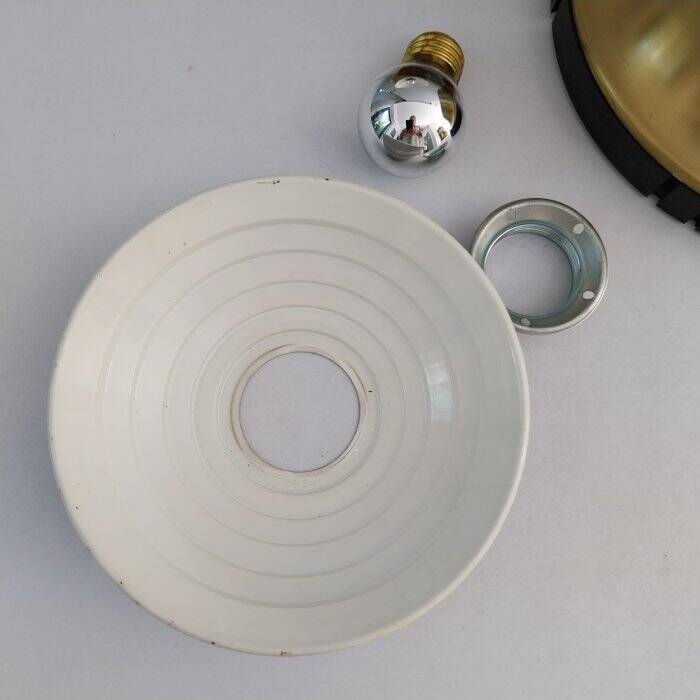 Pair of Italian wall lights from the 70s
