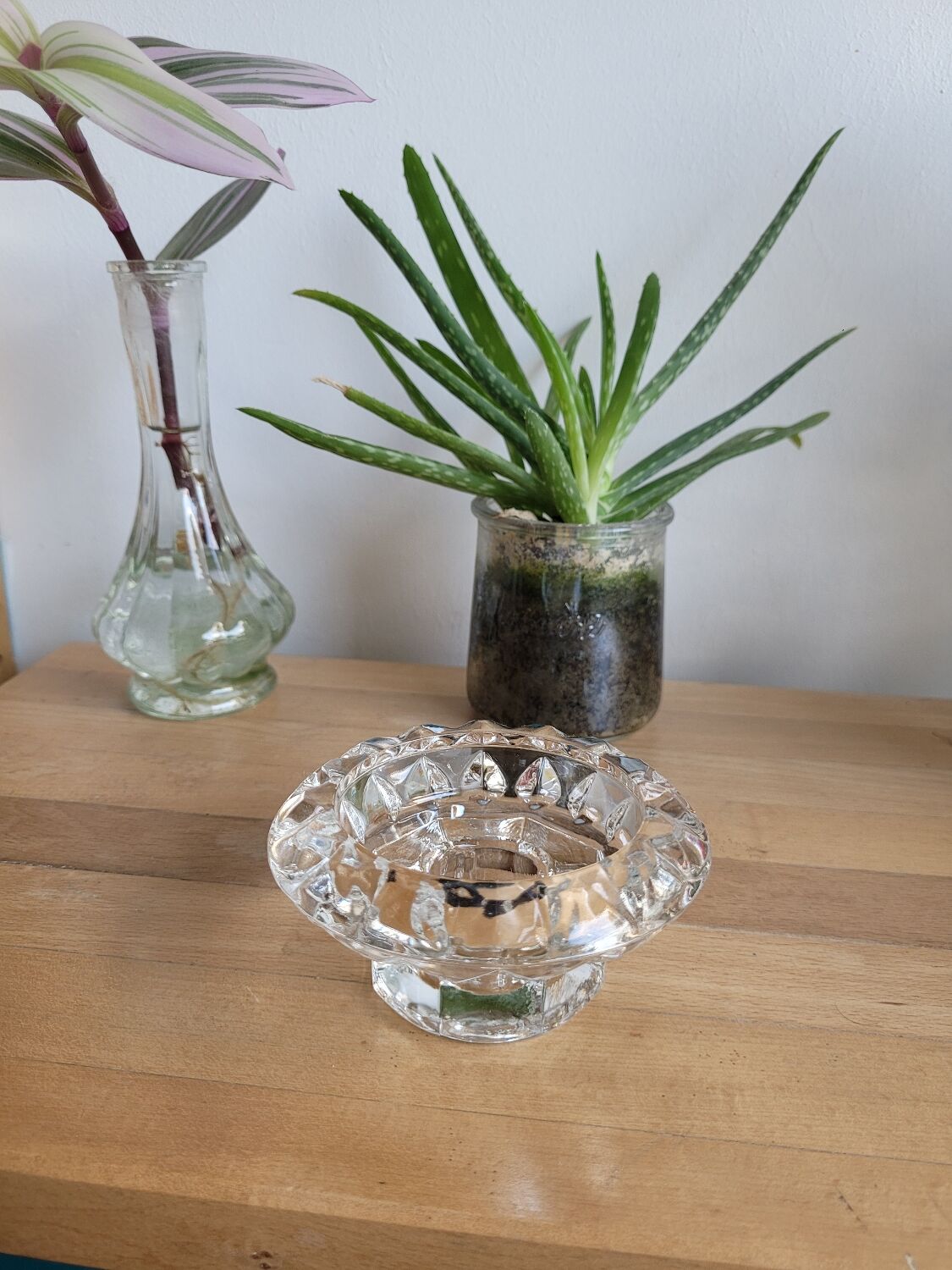 Luminarc molded glass candle holder