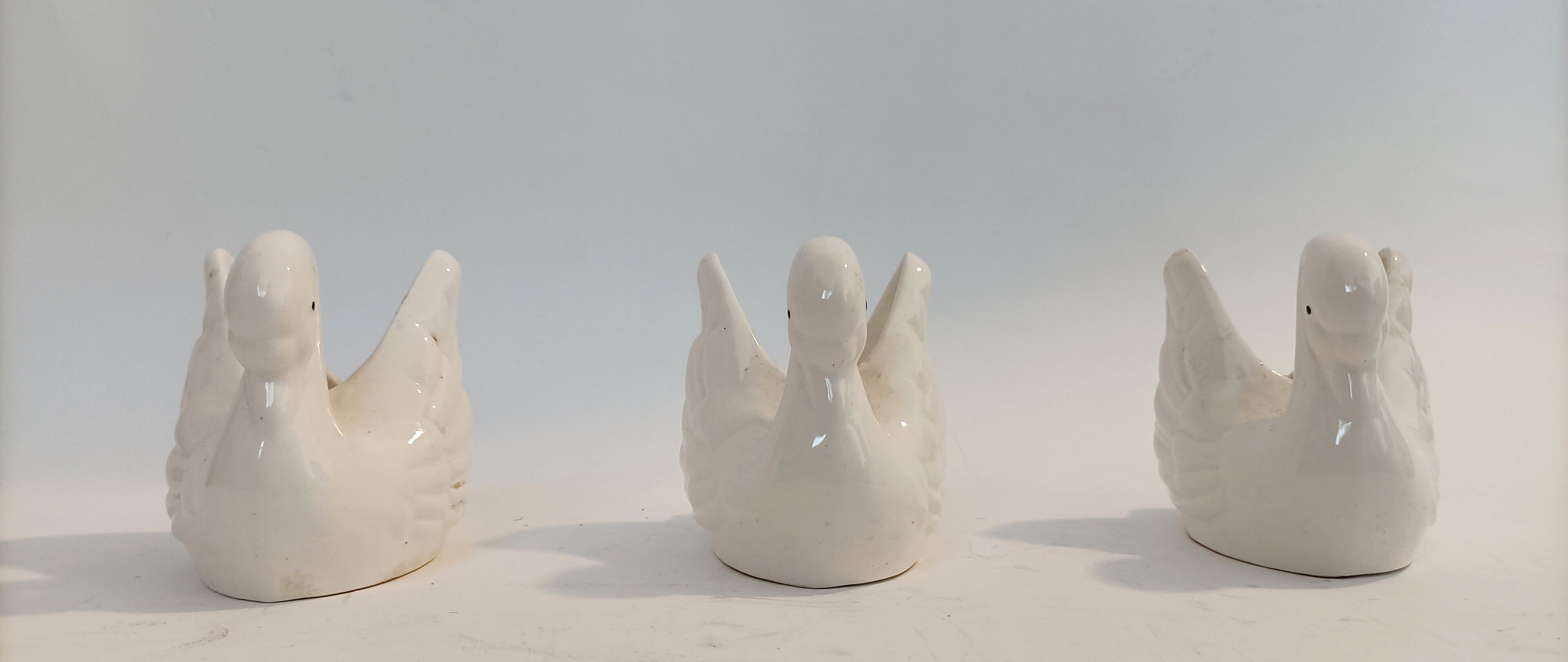 White porcelain swan table planters 1950/1960.
