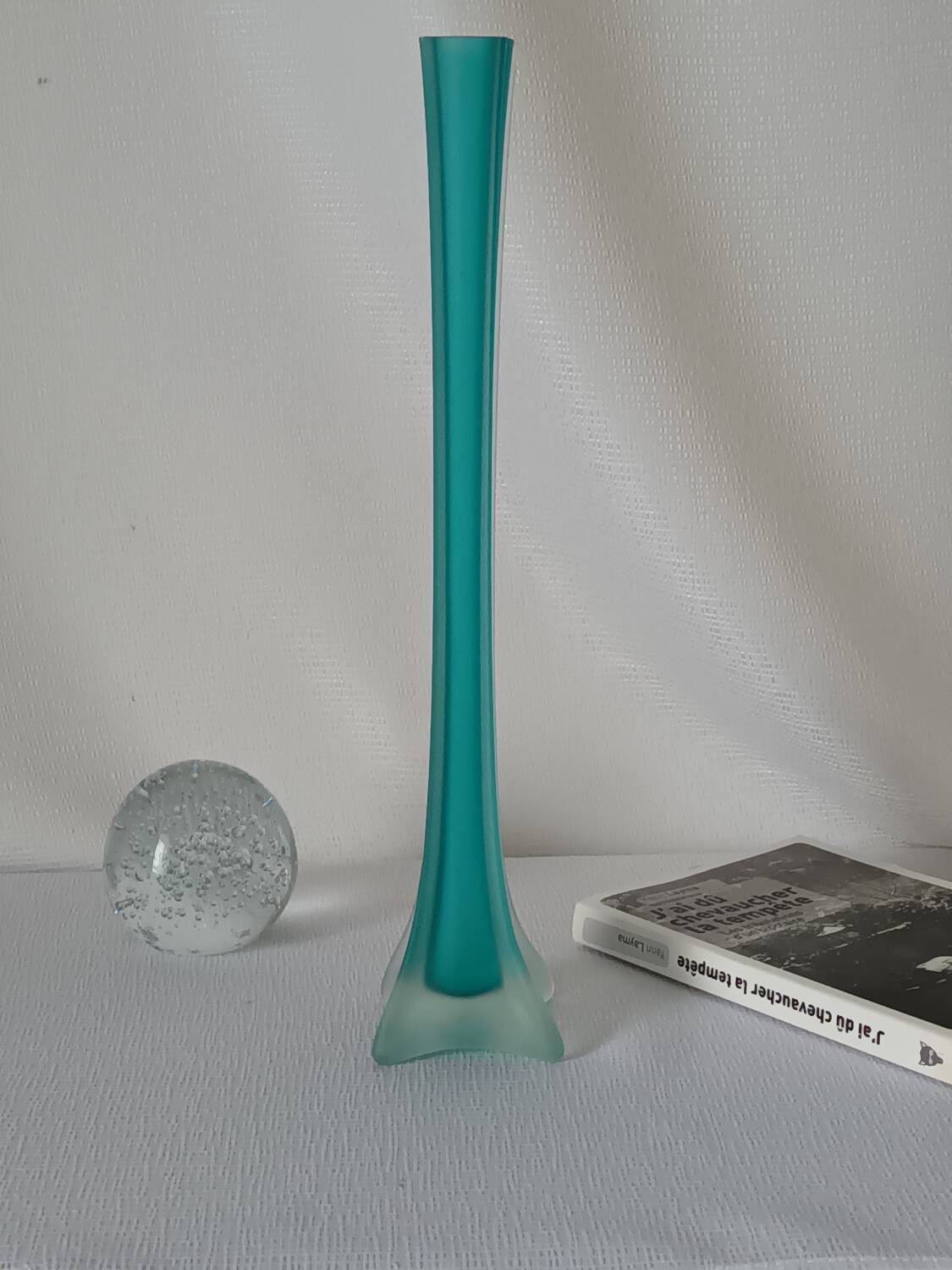 Vintage glass paste soliflore vase