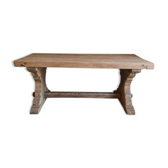 Table monastère