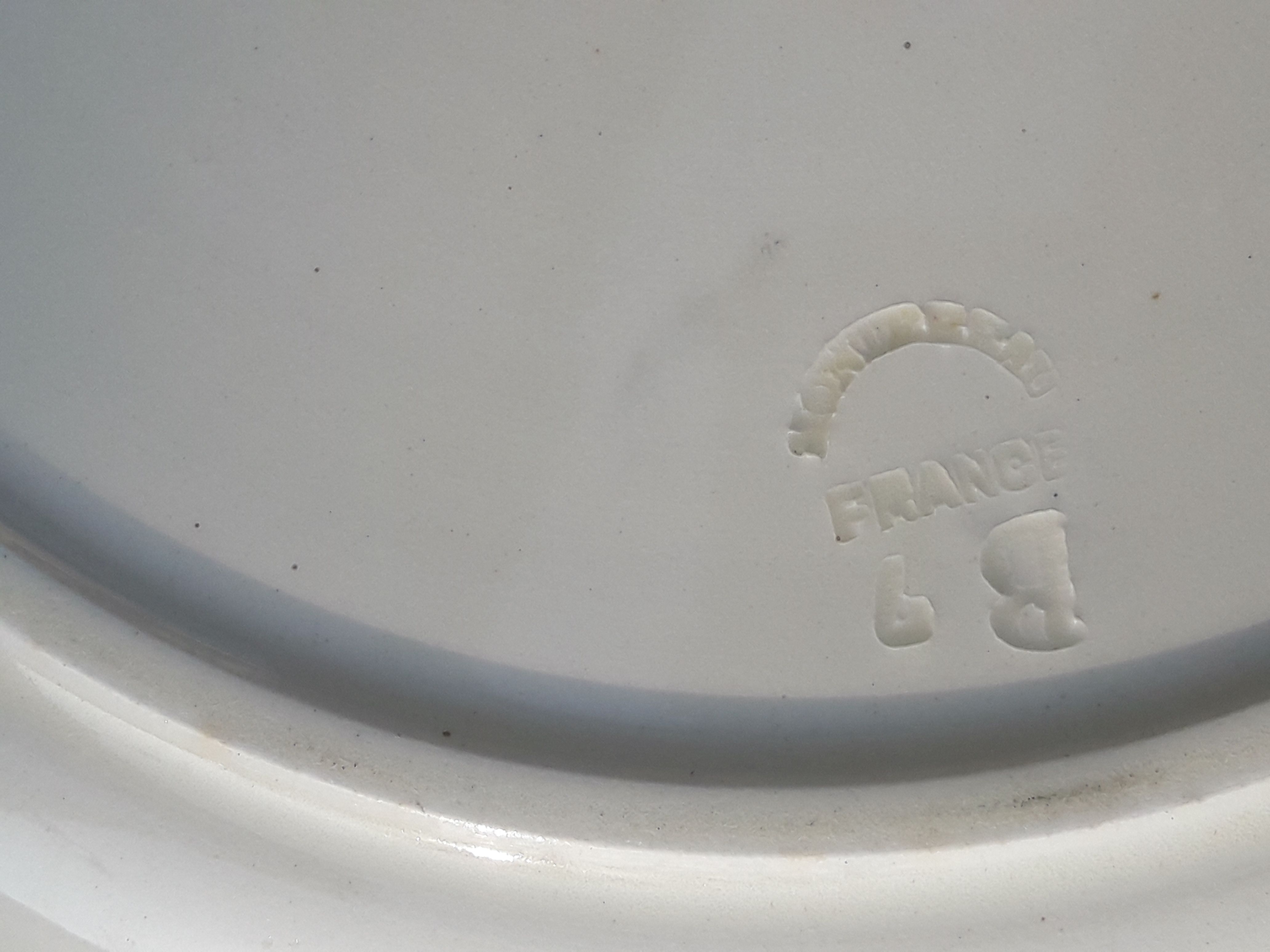 2 plates in half porcelain HBCM Creil Montereau model Watteau diam 24 cm