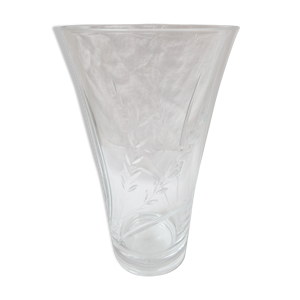 Vase en verre gravé de 1980