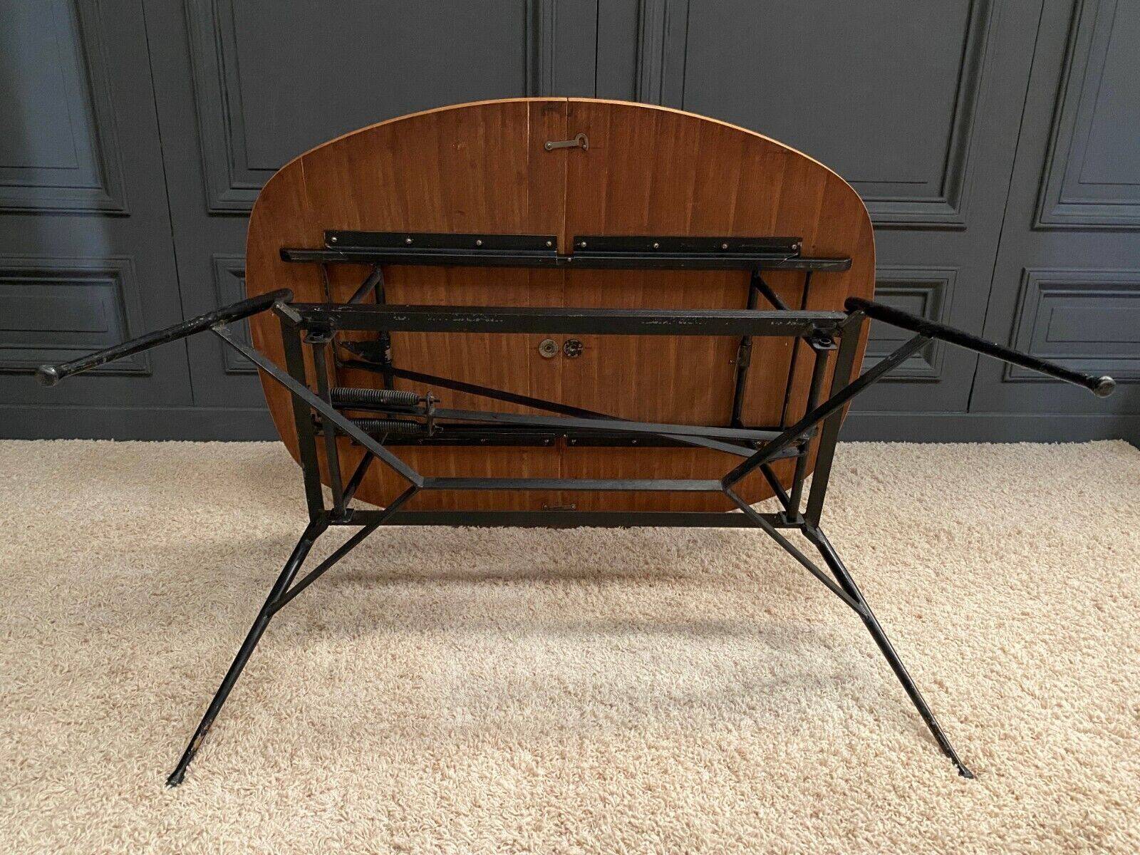 Scandinavian transformable coffee table by Smorrebrod tubular base