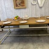 Farm table