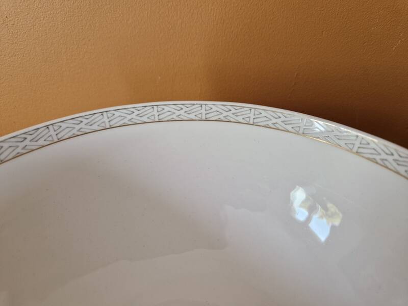 Villeroy and Boch - Kimono porcelain salad bowl, Château collection