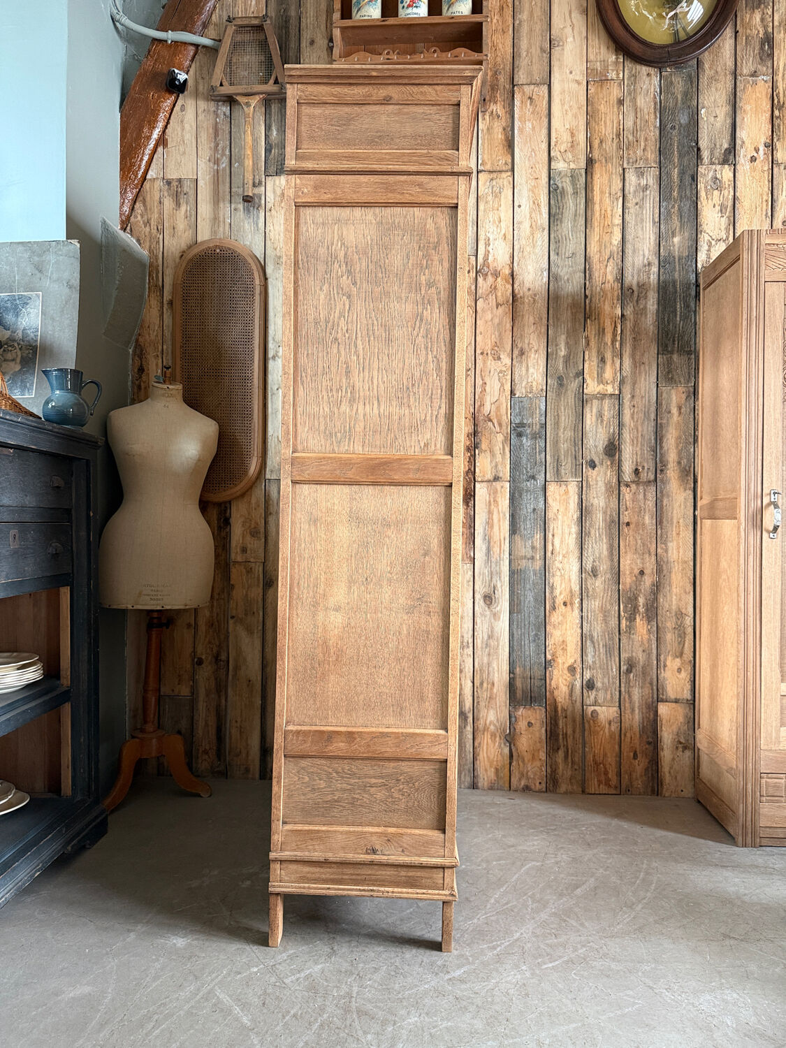 Art Deco oak wardrobe (renovated)