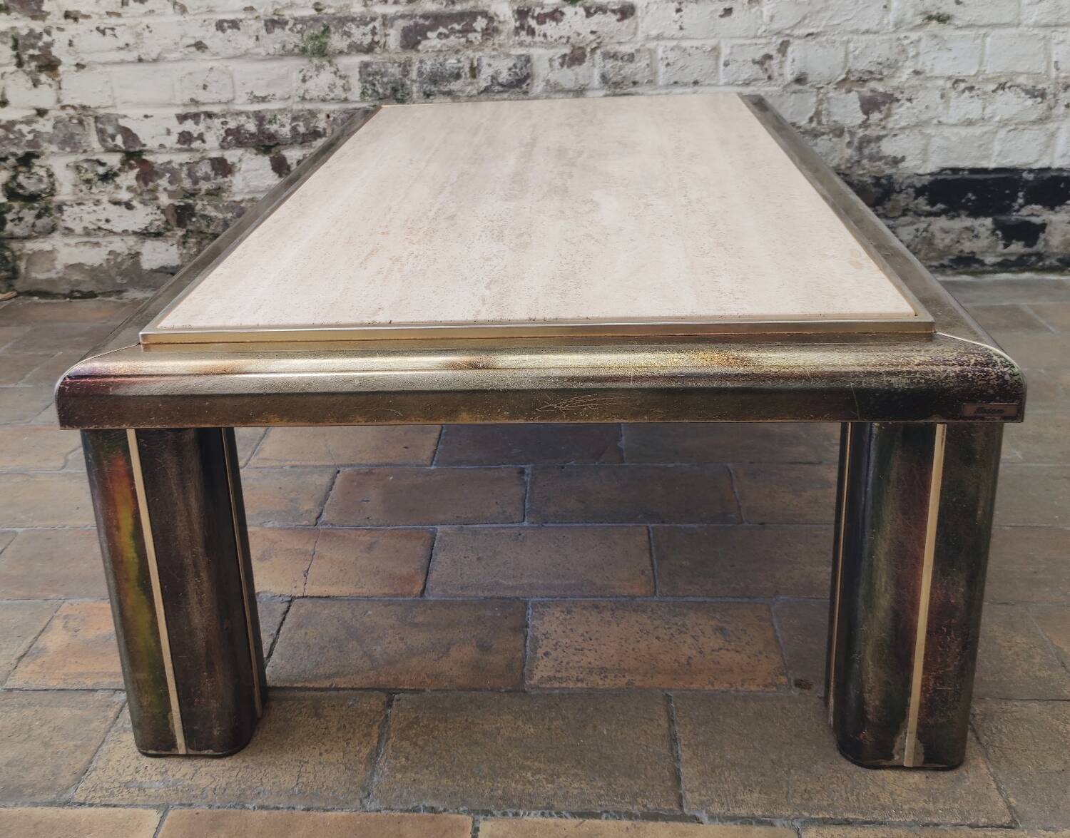 Vintage coffee table "Fedam"