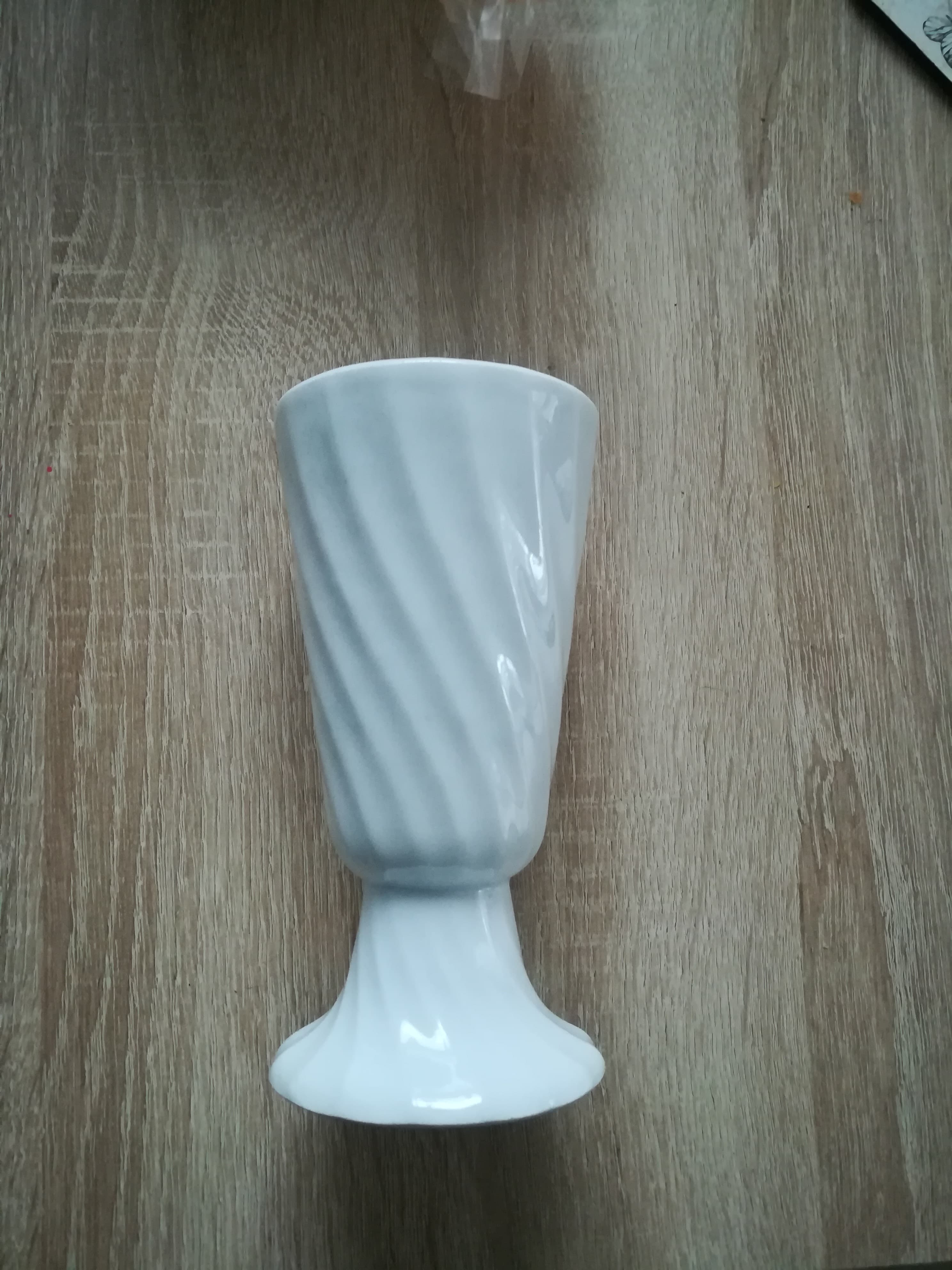 Mazagrans en porcelaine blanche