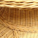 Elephant bass table in rattan.