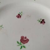 Badonviller dish with floral pattern