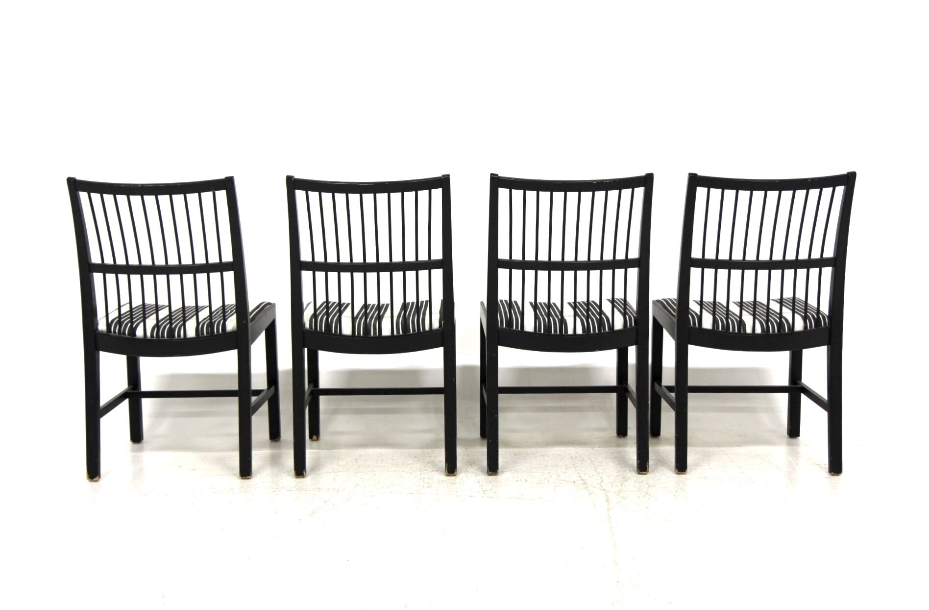 Set de 4 chaises en hêtre, Suède, 1960