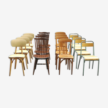 Lot de 16 chaises dépareillées bistrot et école