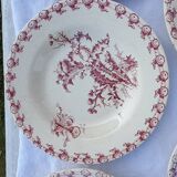 7 assiettes creuses  Gien modèle Chardons rouge diam 23,5 cm fin XIX ème