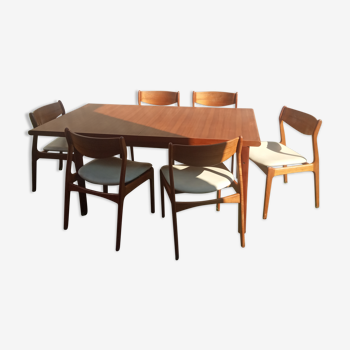 Ensemble table scandinave et chaises designer danois P.E Jorgensen