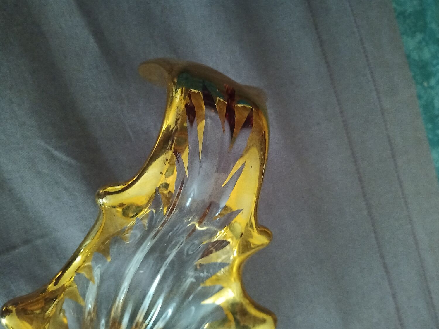 Crystal table centrepiece in very good condition.