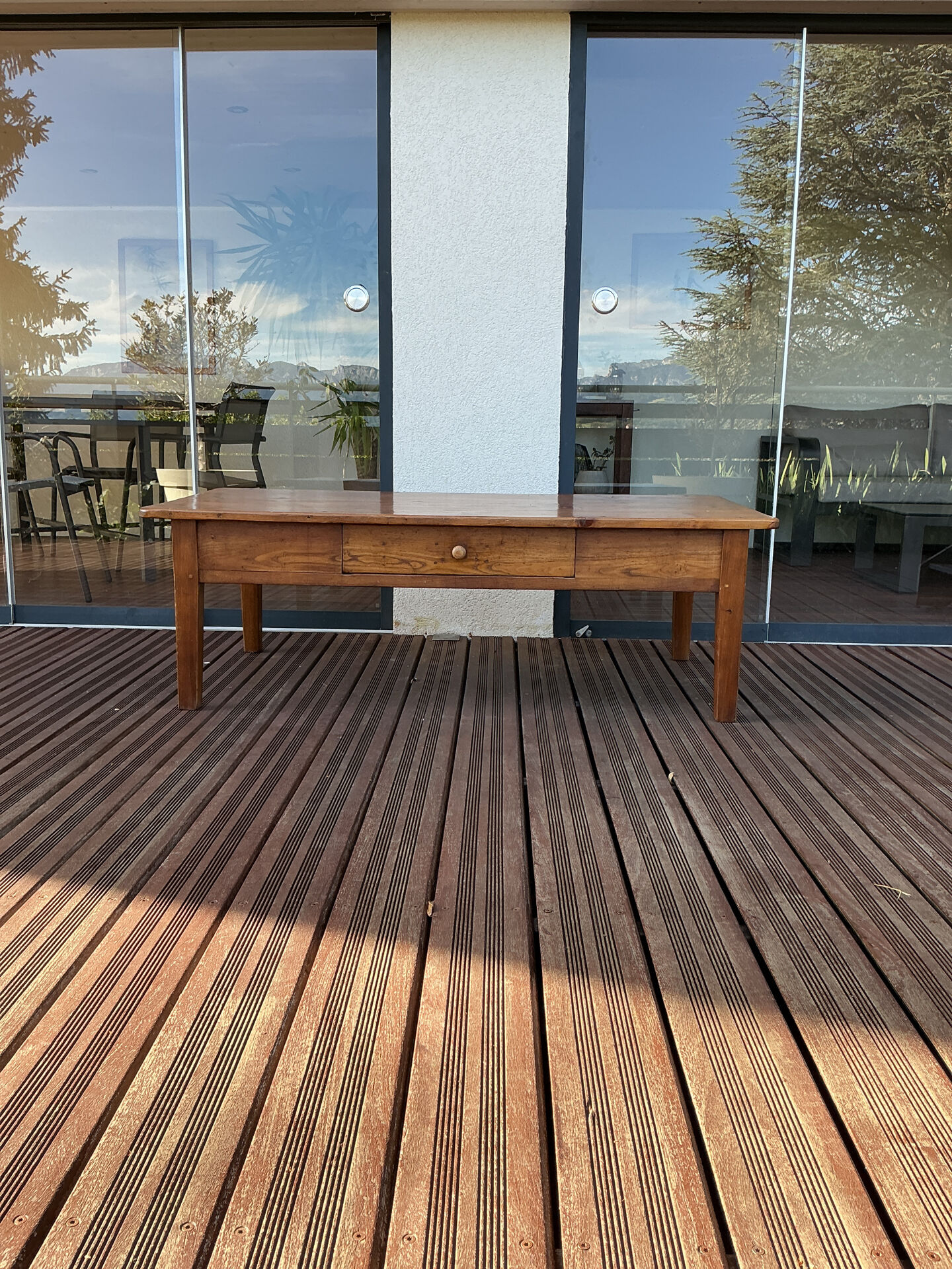 Coffee table