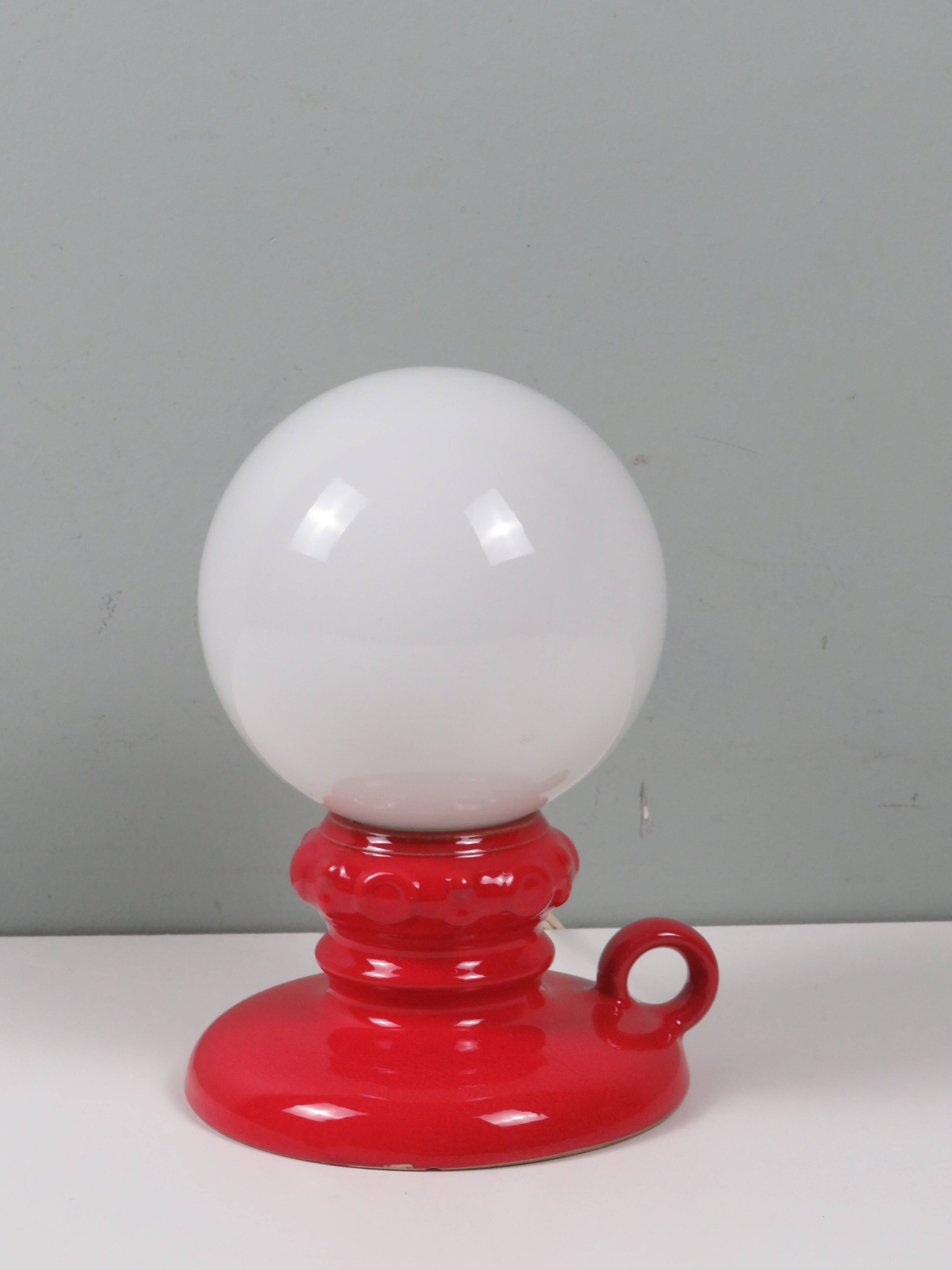 Lampe de table vintage en céramique rouge par Massive, Belgique 1970