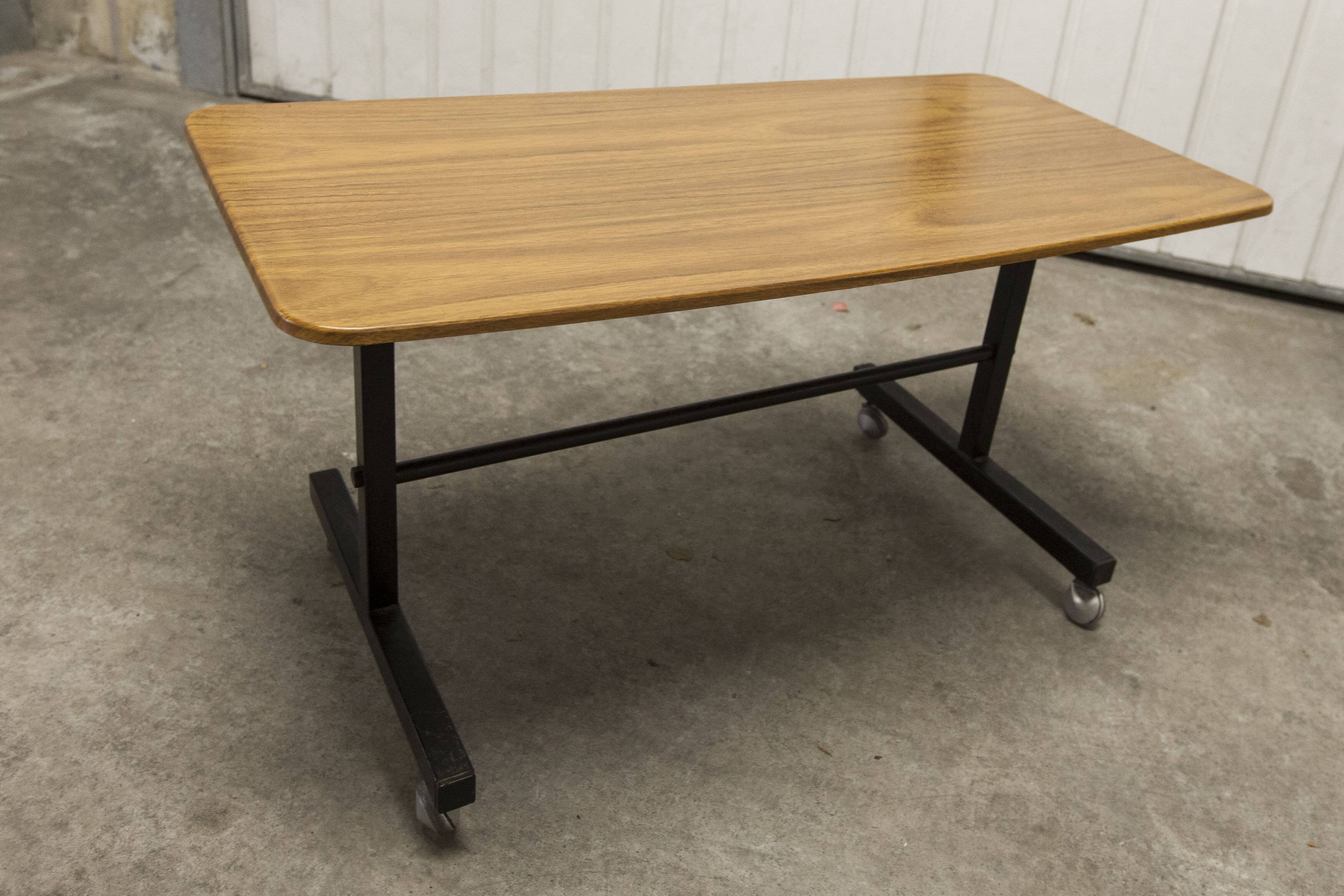 Forwood coffee table on wheels made in England 1970