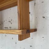 Trio d'étagères constructivistes en pin style Regain