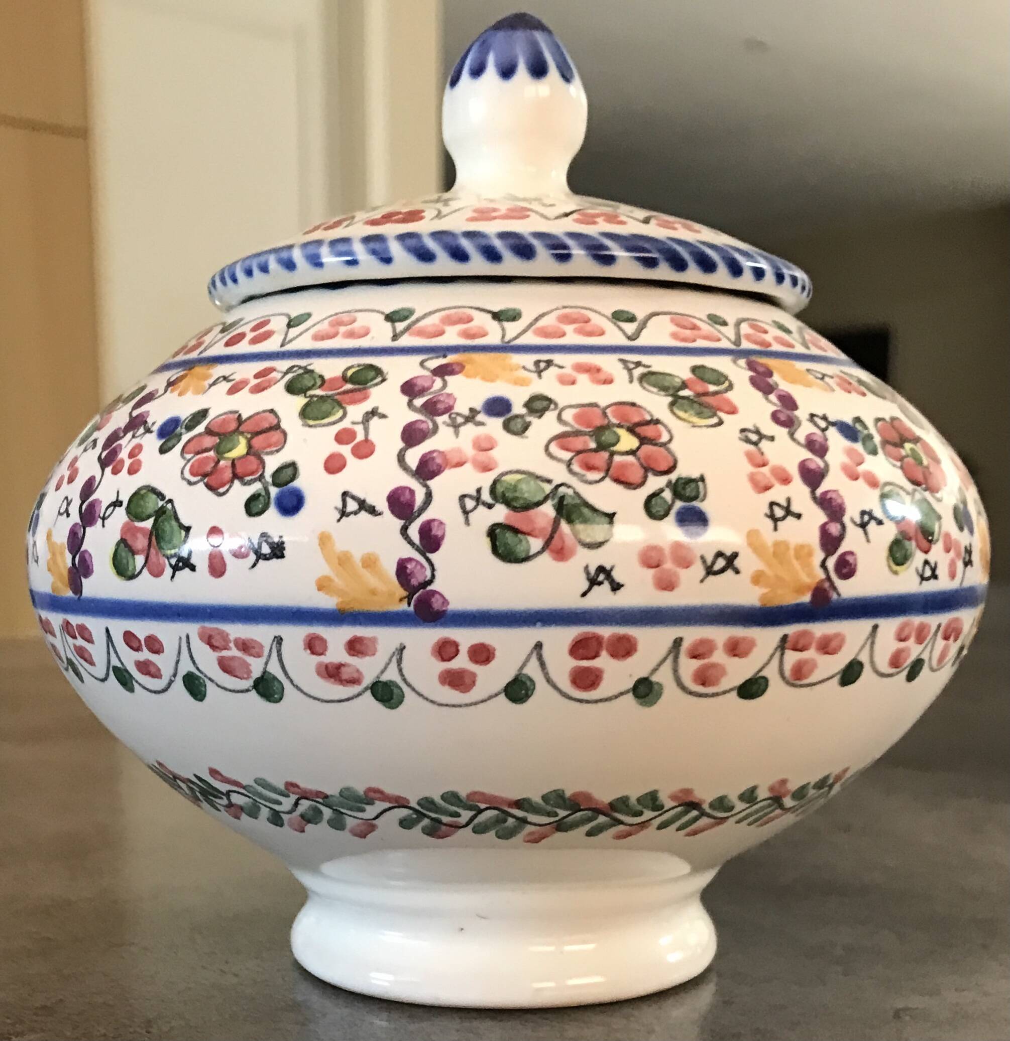 Jar, candy dish in enamelled ceramic with hand-painted decoration by p.arzobispo