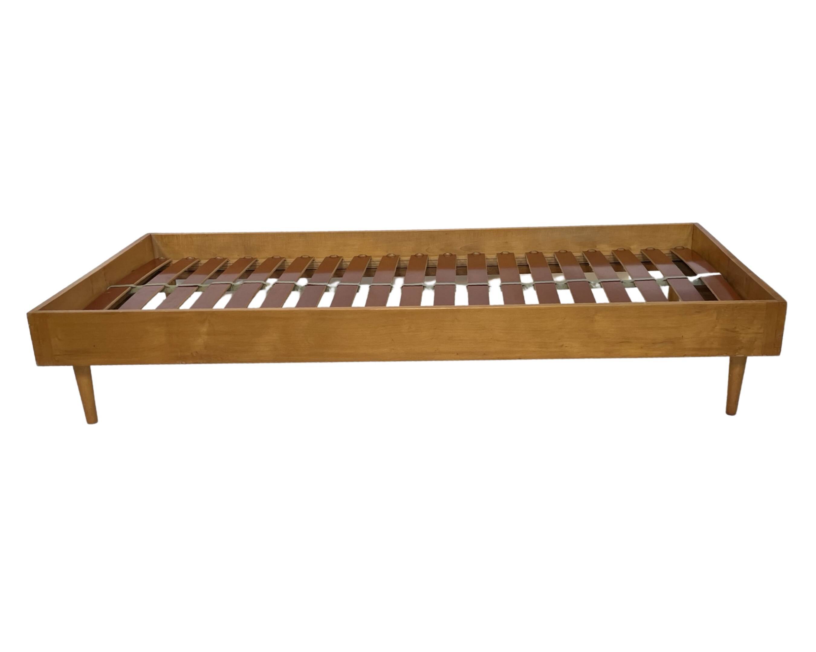 Vintage daybed of the 1960s Netherlands minimalist design in oak