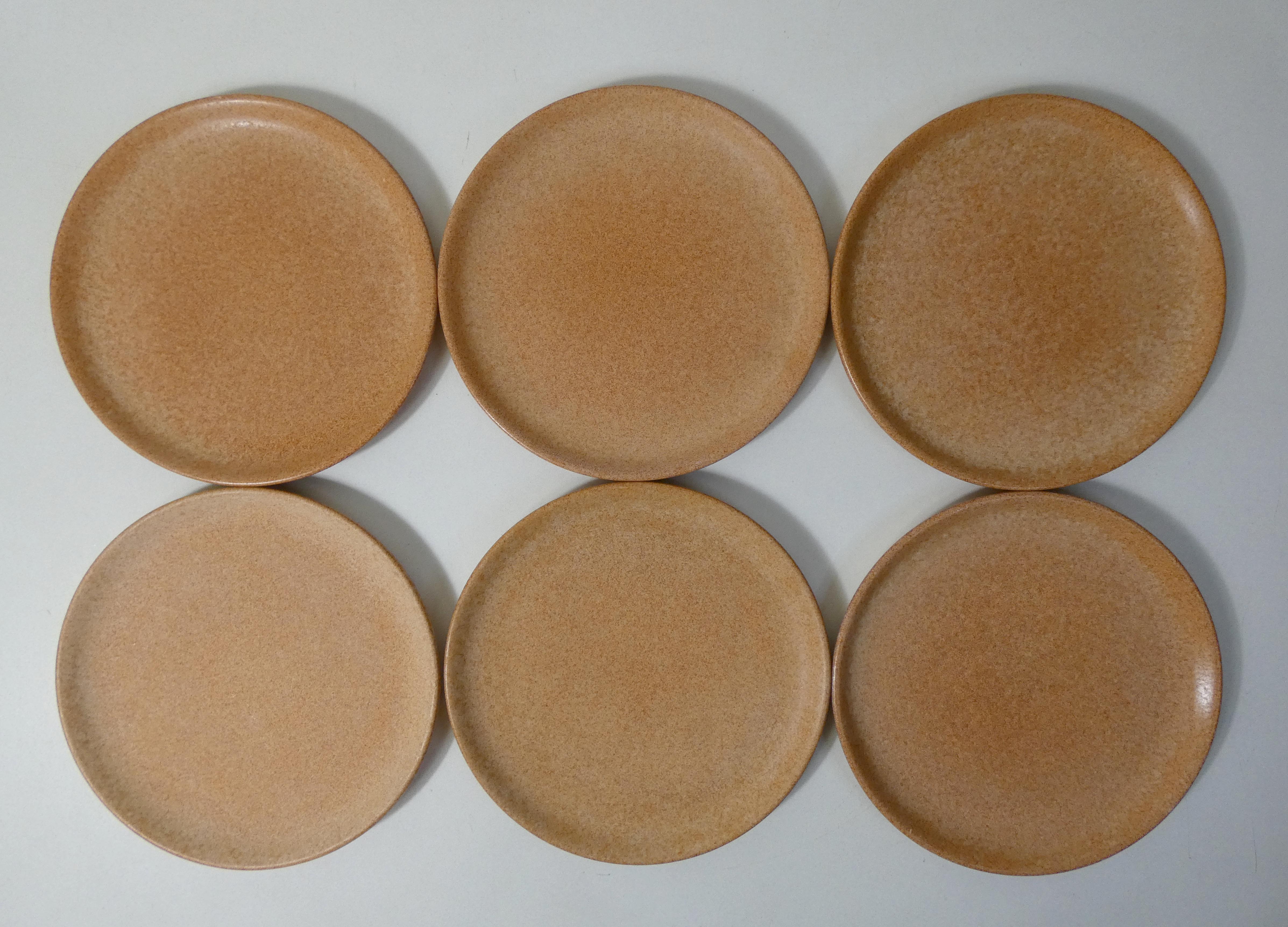 6 flat stoneware plates