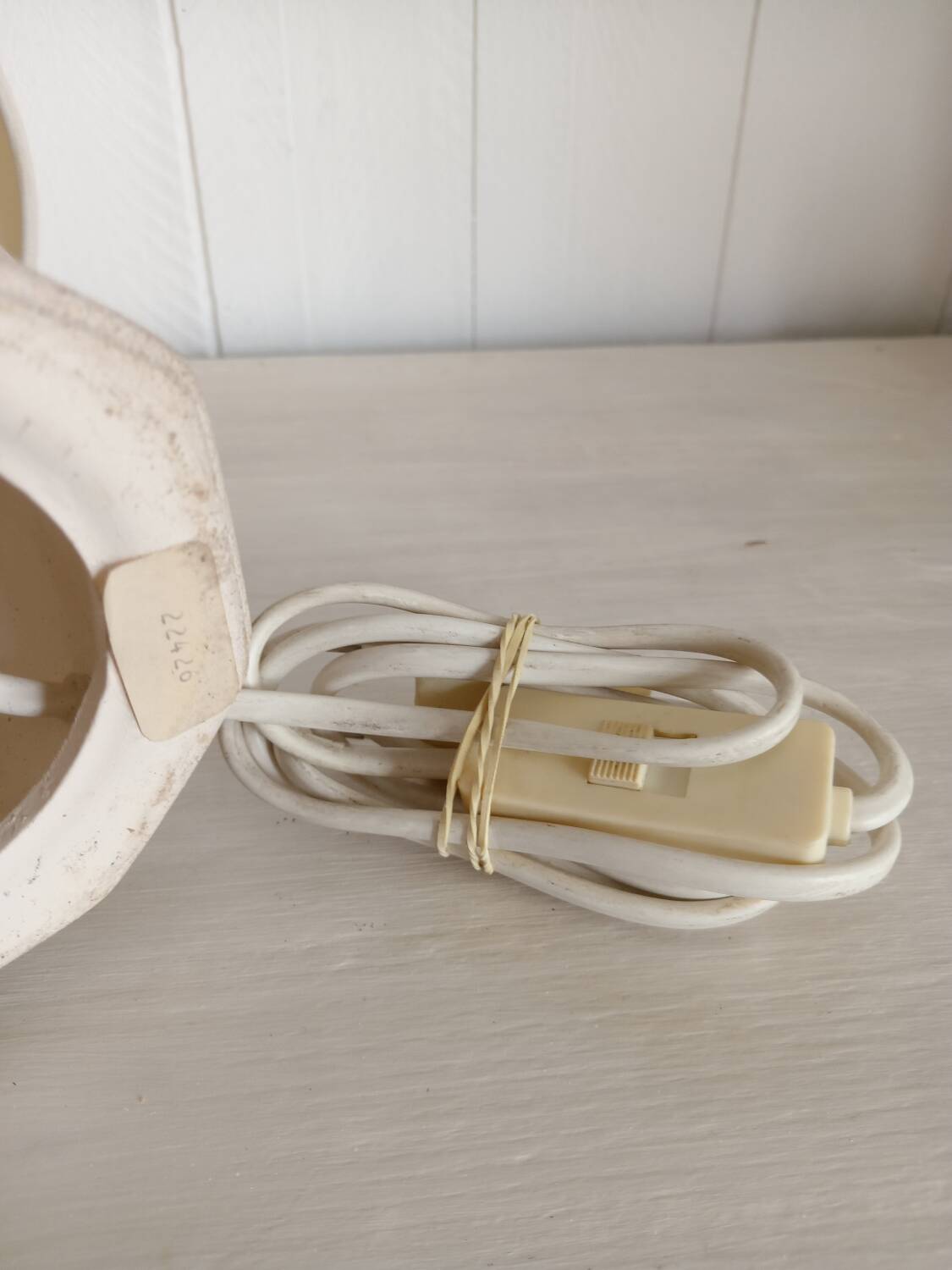 Table lamp